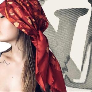Louis Vuitton Silk Au Fil De Temps Scarf Red